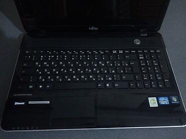fujitsu laptop computers: Fujitsu Lifebook A series noutbuk - Ekran: təxminən 15.6" (parlaq — 1