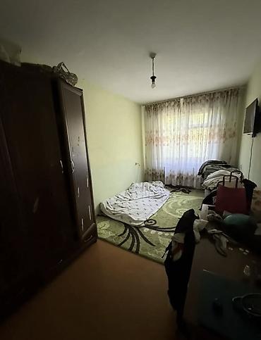 104 серия: 2 комнаты, 44 м², 8 мкр 104 серия, 2 этаж, Старый ремонт — 2