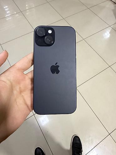 iphone 3: IPhone 15, 128 GB, Qara, Face ID — 1