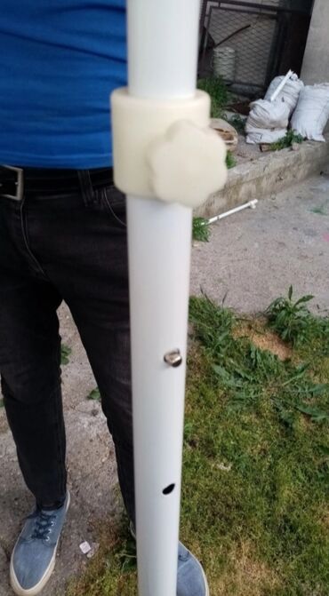 Suncobrani, tende i paviljoni: Bоја - Crvena, Novo, O trošku kupca, Pokupiti na licu mesta — 9