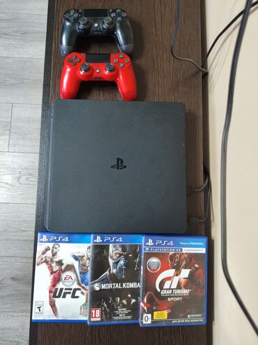 руль и педаль для компьютера: Продам Playstation 4 Slim на 1 TB памяти. В комплекте отдам два