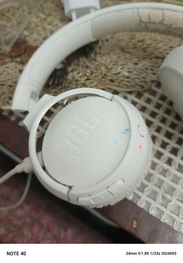 беспроводные наушники sony mdr: Продам наушники беспроводные JBL привезенные из Европы заряд держат