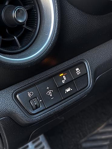 Kia: Kia K3: 2020 г., 1.6 л, Бензин, Хэтчбэк — 10