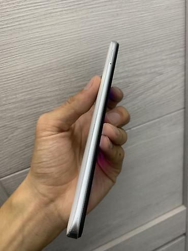 Мобильные телефоны и аксессуары: Redmi, Redmi 10, Б/у, цвет - Белый, 2 SIM — 4