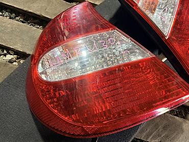 атего 1229: Комплект стоп-сигналов Toyota 2003 г., Б/у, Оригинал, Япония — 3