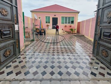 Döşəmə işləri: Xidmət: Həyətyanı sahələr, həyət-dalan, giriş yolları və teraslar üçün — 18