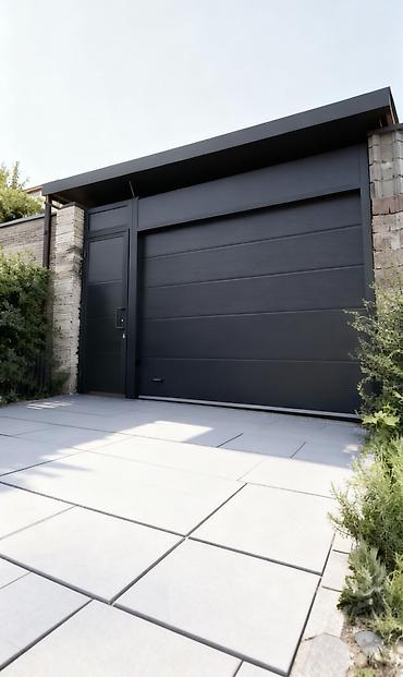 Секционные ворота: Автоматические, Alutech, Для гаража, Для частного дома, Для контейнера, Бронированные, В рассрочку, Новый, Бесплатная установка — 10