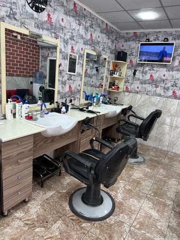Salon, tibbi kreslolar: Saş kəsimi kreslosu