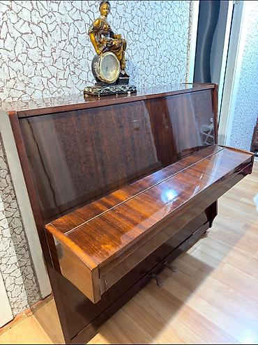 Digər mebel: Rostov don pianino satılır.Real alıcıya endirim olacaq.(Şüvəlan — 2