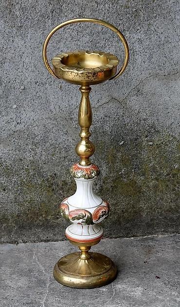 Stare vaze i dekor: Vintage Visoke Luksuzne Mesingane Stojeće pepeljare Art Deco — 2