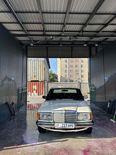 мерс миленим: Mercedes-Benz W123: 1978 г., 2 л, Механика, Дизель, Седан