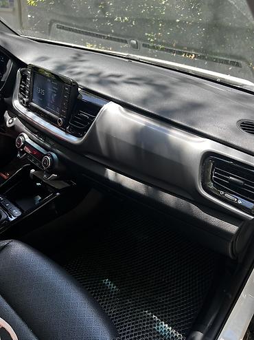 2026: Kia Stonic: 2019 г., 1.4 л, Автомат, Бензин, Хэтчбэк — 8