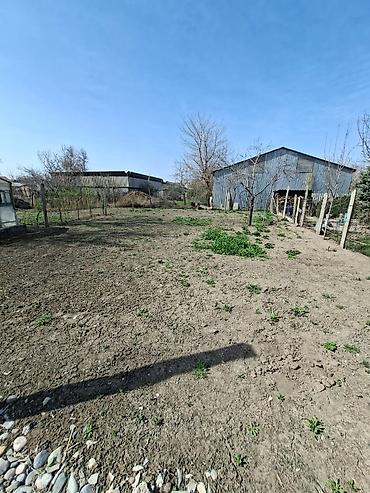 Продажа коттеджей и домов: Продается!!! Дом в г. Бишкек( бывшее с. Маевка), из жженного — 8