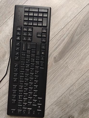 ofis komputeri: A4Tech simsiz deyil, naqilli masaüstü klaviatura - Tam ölçülü layout — 1