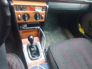 Mercedes-Benz: Mercedes-Benz E-Class: 1992 г., 2.2 л, Механика, Бензин, Универсал — 8