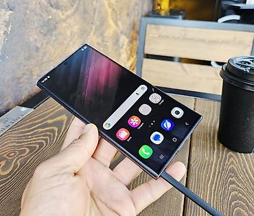 Мобильные телефоны и аксессуары: Samsung Galaxy S22 Ultra, Б/у, 256 ГБ, цвет - Черный, 2 SIM, eSIM — 8