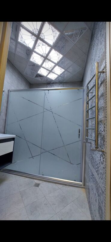 Duş kabinaları, arakəsmələr: Yeni Üstü açıq kabina, Künc üçün, Pulsuz çatdırılma — 21