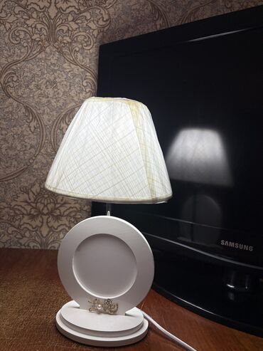 Stol lampaları: Yenidir qəti işlədilməyib altına şəkil qoyulur qoymayada bilərsiz -da lalafo.az — 15 Stol lampaları: Yenidir qəti işlədilməyib altına şəkil qoyulur qoymayada bilərsiz — 15