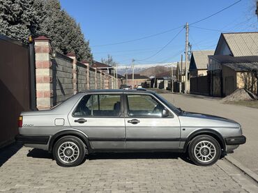 Volkswagen: Volkswagen Jetta: 1988 г., 1.8 л, Механика, Бензин — 5