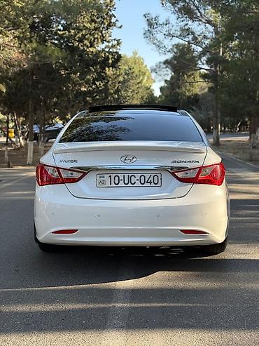 maşın şinləri: Hyundai Sonata: 2.4 l | 2010 il Sedan — 3
