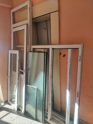 Дом и сад: 2pencere 1qapi satilir.sokulu veziyyetdedir.qiymet hamisi birlikde — 1