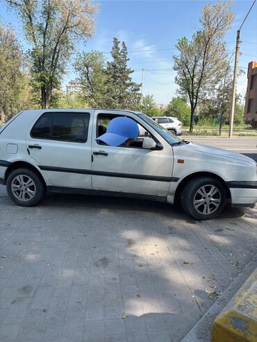 гольф 3 купить в бишкеке: Volkswagen Golf: 1992 г., 0.8 л, Механика, Бензин, Седан