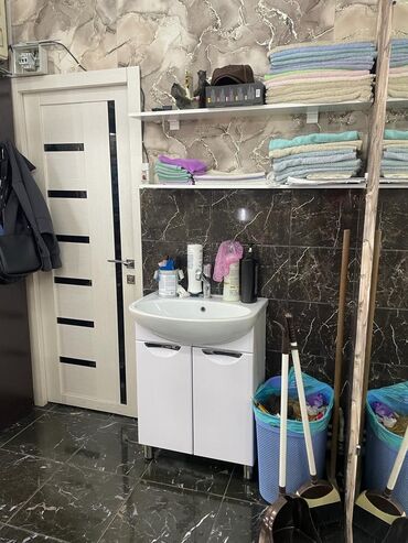 Магазины: Продаю Магазин 89 м², Утеплен, 1 этаж — 10