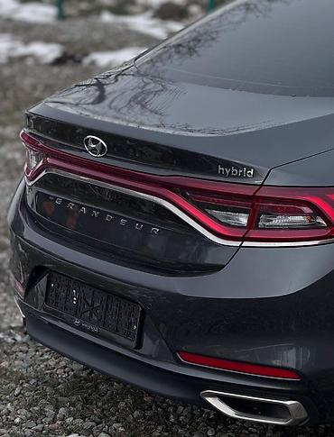 gra: Hyundai Grandeur: 2019 г., 2.4 л, Автомат, Гибрид, Седан — 9