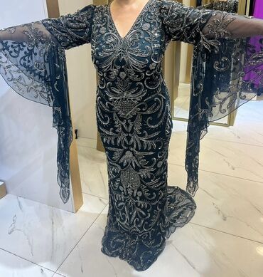 Ziyafət donları: Qaraya çalan yaşıl rəngli, uzun ziyafət/libas - Material: şəffaf — 24