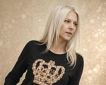 hello kitty duks: Ženska crna dukserica sa dugim rukavima i okruglim izrezom. Na — 6