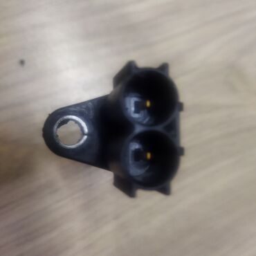 Датчики, сенсоры, предохранители: Датчик коленвала Toyota Б/у — 7