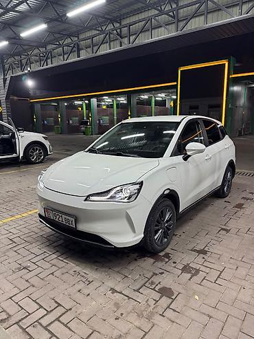 Hozon: Hozon Neta V: 2023 г., 0.1 л, Автомат, Электромобиль, Кроссовер — 1