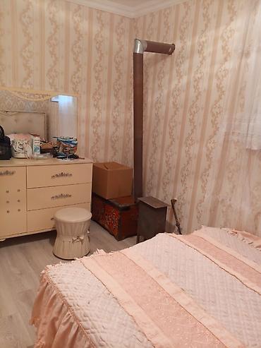 ag evler: Ev babek.p yerlesir ag seher terefde her yere cixisi var xetai.m — 2