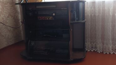 TV altlığı: Düz TV altlığı, Polkalı, Taxtalı, Türkiyə — 4