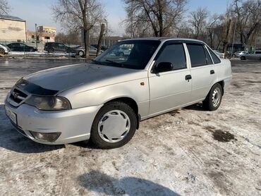 Daewoo: Daewoo Nexia: 2009 г., 1.6 л, Механика, Бензин, Седан