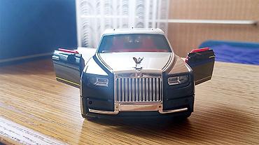 Autići: Nov model automobila Rols Rojs Fantom. Napravljen je od kvalitetne ABS — 15