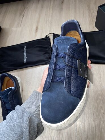 кроссовки на зиму мужские: Продаю обувь Ermenegildo Zegna люкс копия качество 🔥носил один