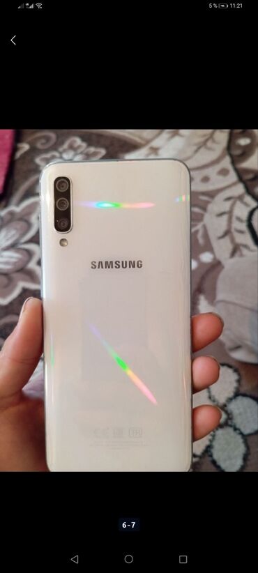 обмен айфон на самсунг: Samsung A50, Б/у, 64 ГБ, цвет - Белый, 2 SIM