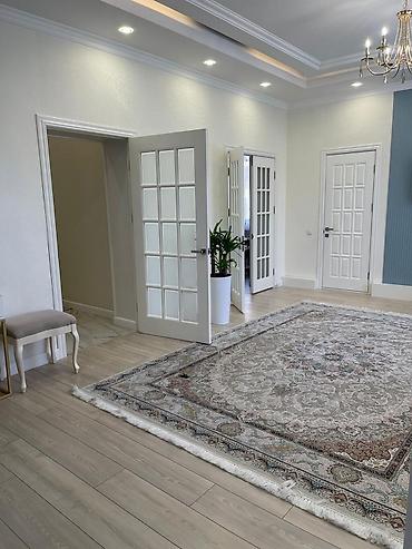Долгосрочная аренда домов: 220 м², 5 комнат — 5