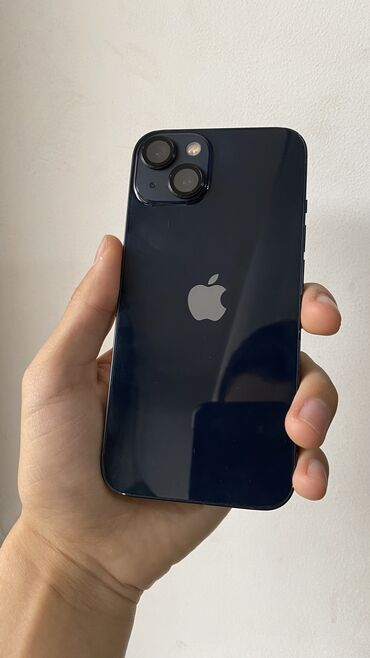 Apple iPhone: IPhone 13, Б/у, 128 ГБ, Midnight, Защитное стекло, Чехол, 88 % — 1