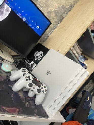диск фифа: Срочно срочно продаю срочно 🚨 Игровая консоль PlayStation 4 Pro в