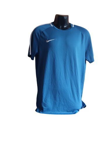 nike pro: Short sleeves T-shirt, L (EU 52), Nike, color - Light blue, Polyester