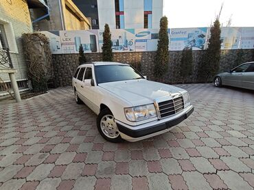 авто дом: Mercedes-Benz E-Class: 1993 г., 2.2 л, Механика, Бензин, Универсал