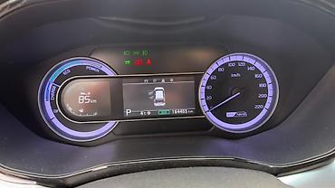 Kia: Kia Niro: 2019 г., Гибрид, Кроссовер — 22