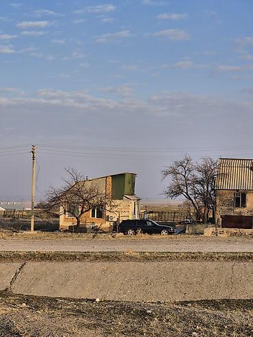 Продажа дач: Дача Комунальщик, рядом в дачи проведена питьевая вода 4 сотки, есть — 2