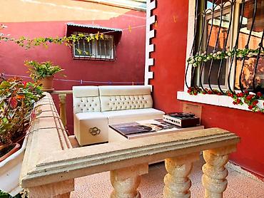 oguz ev: Həyətyanı sahəsi olan 4 otaqlı ev 🏡 TƏCİLİ SATILIR! ƏŞYALI 4 OTAQLI — 5