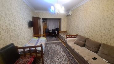 Köhnə tikili: Bakı, 3 otaqlı, Köhnə tikili, m. Əhmədli, 82 kv. m — 1