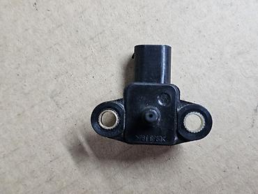 Датчики, сенсоры, предохранители: Датчик давления воздуха / датчик давления турбины / датчик абсолютного — 6