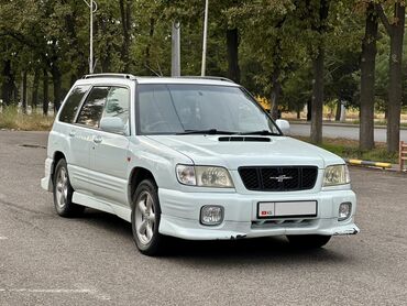 Subaru: Subaru Forester: 2000 г., 2 л, Автомат, Бензин, Универсал