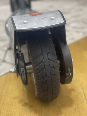 Elektrikli samokatlar: Razor elektrikli skuter tecili satilir ! real aliciya endrim olunacaq -da lalafo.az — 14 Elektrikli samokatlar: Razor elektrikli skuter tecili satilir ! real aliciya endrim olunacaq — 14